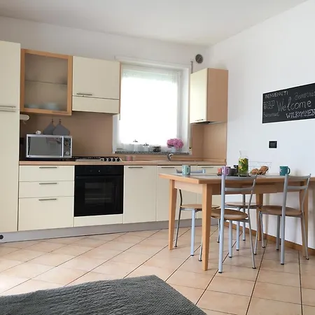 Life Apartment Trient